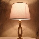 Lyre lamp