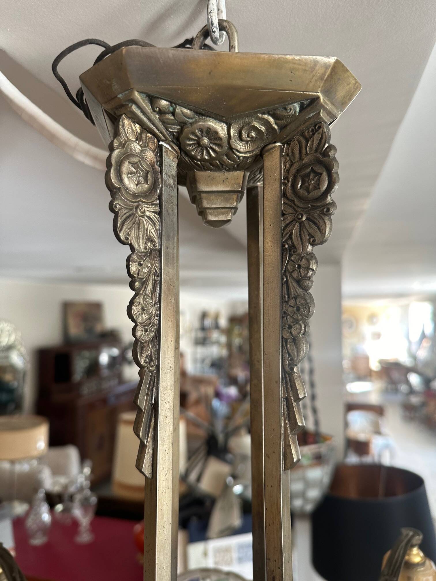 Very beautiful Art Deco chandelier.