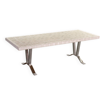 Grande table basse en carreaux de céramique de style Denisco vintage avec base chromée