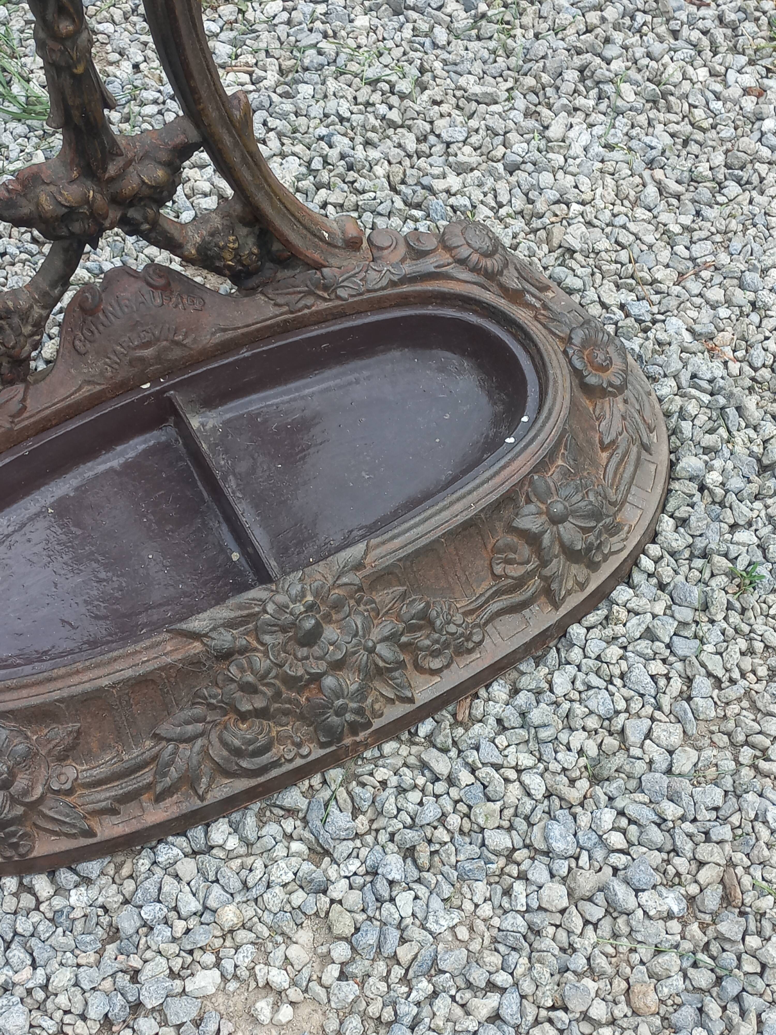 Cast iron cloakroom 1900 Corneau in Charleville