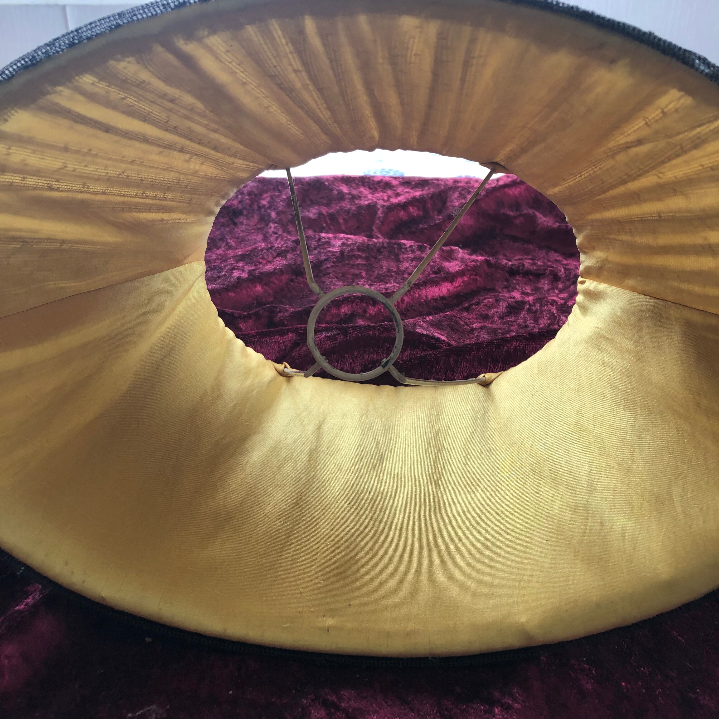 Oval day abat in black and mustard yellow fabric