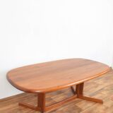 Table basse en teck danoise du milieu du siècle par Dyrlund, années 1970