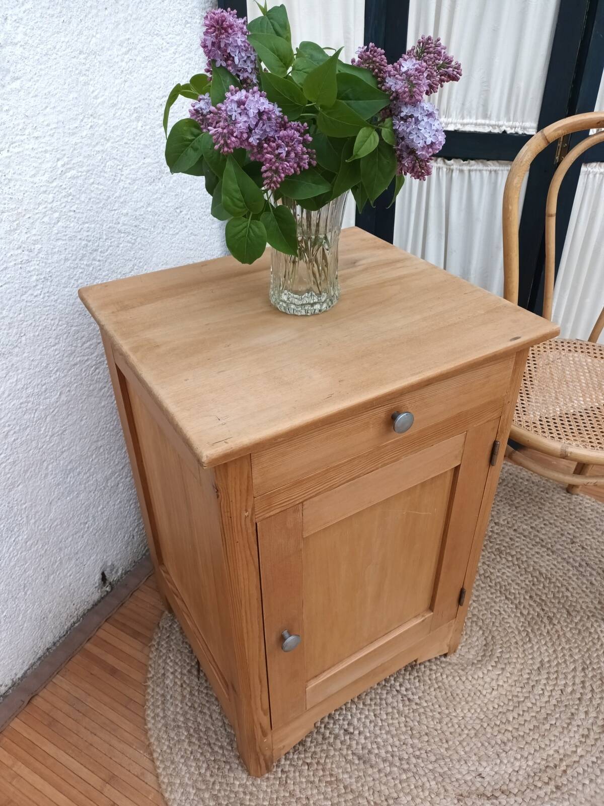 Small Parisian buffet in solid wood
