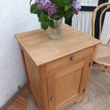 Small Parisian buffet in solid wood