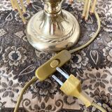 Lampe en laiton et perles, style charleston