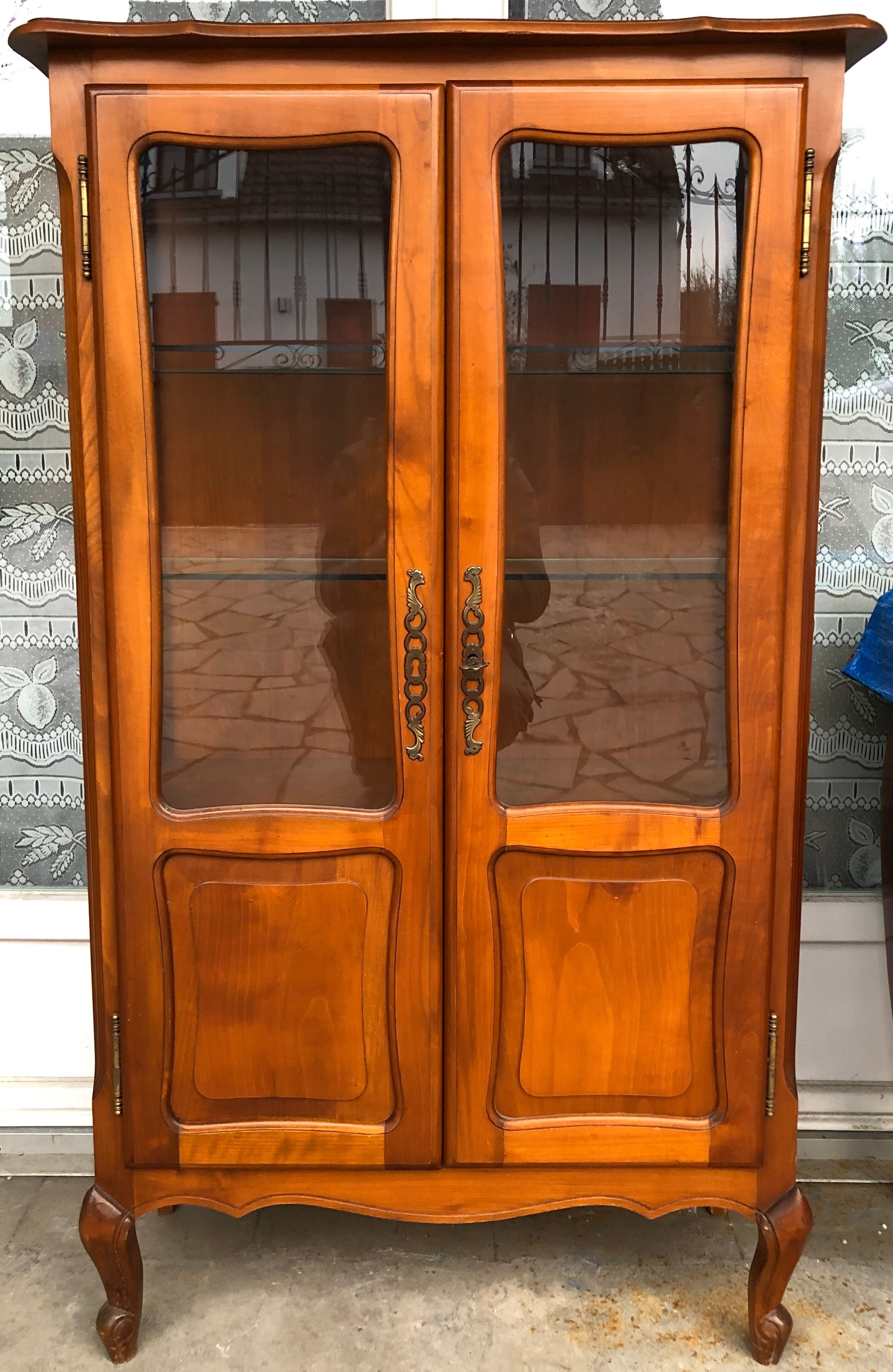 Vitrine en merisier