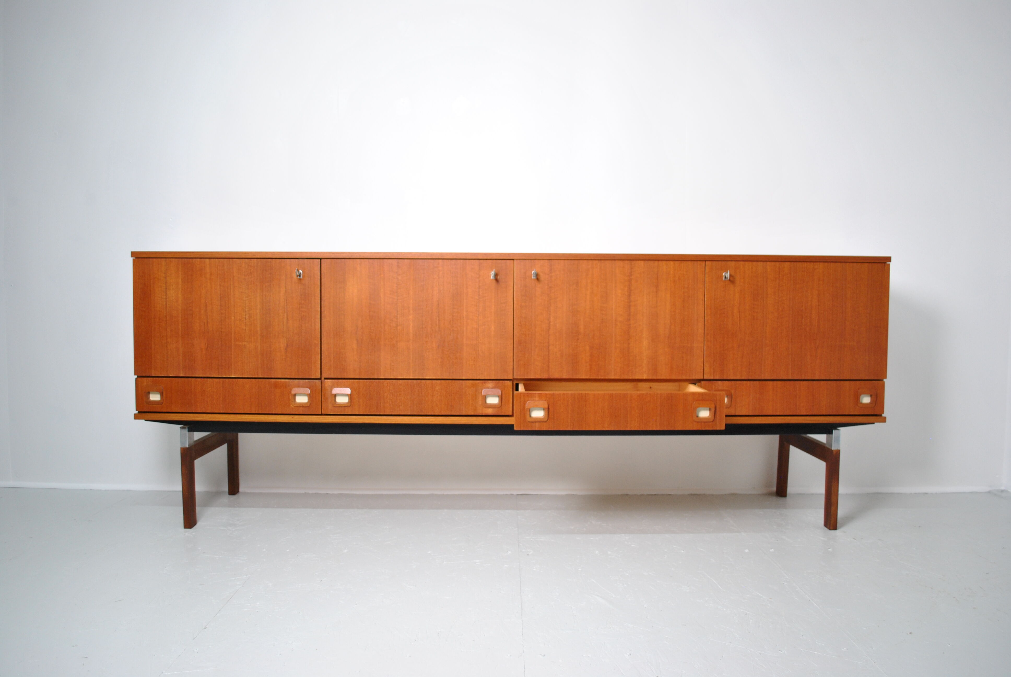 Enfilade en teck 1970