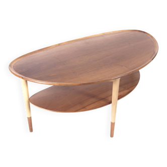 Table basse scandinave ou table d'appoint demi lune en noyer