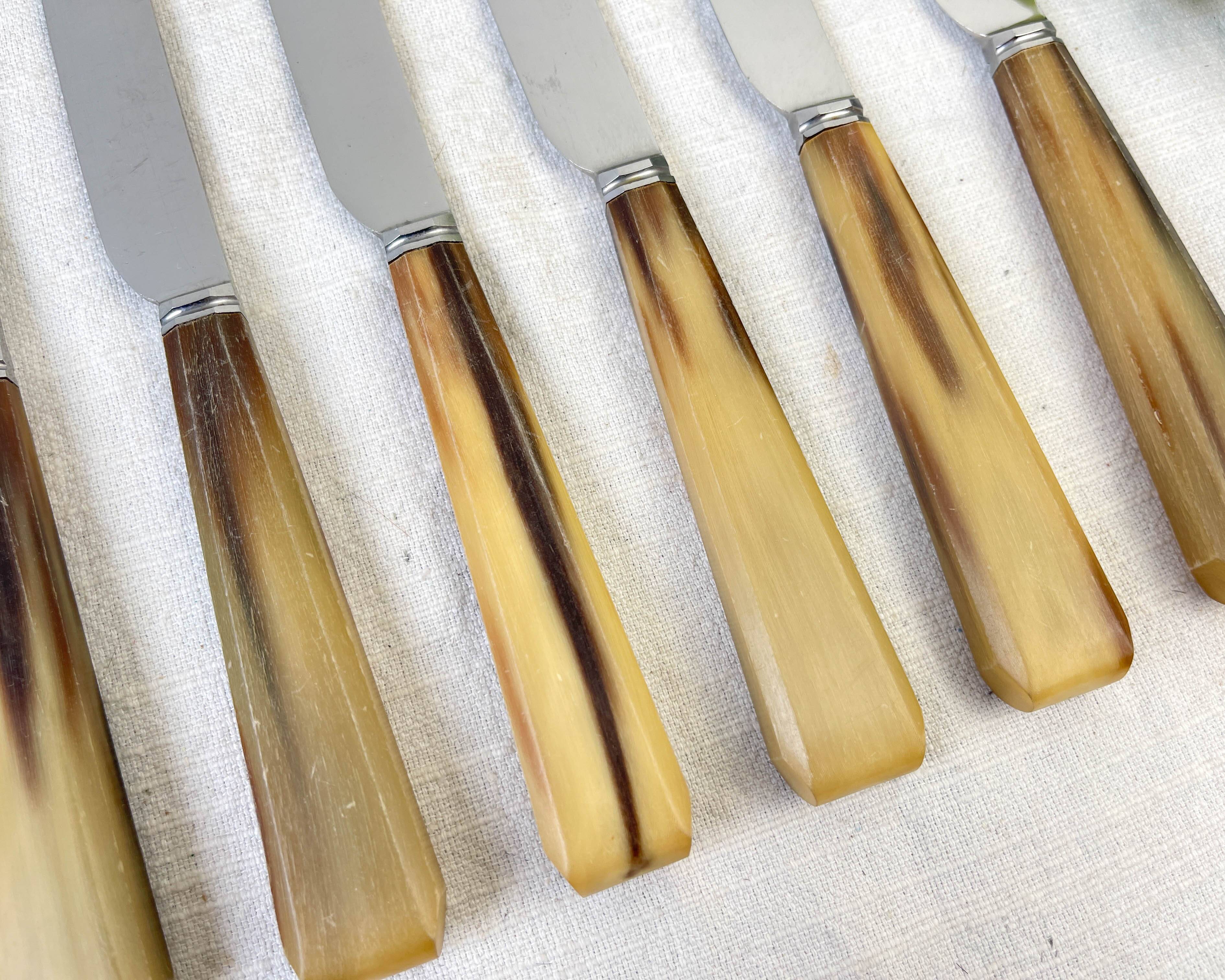 Set of 6 vintage horn table knives