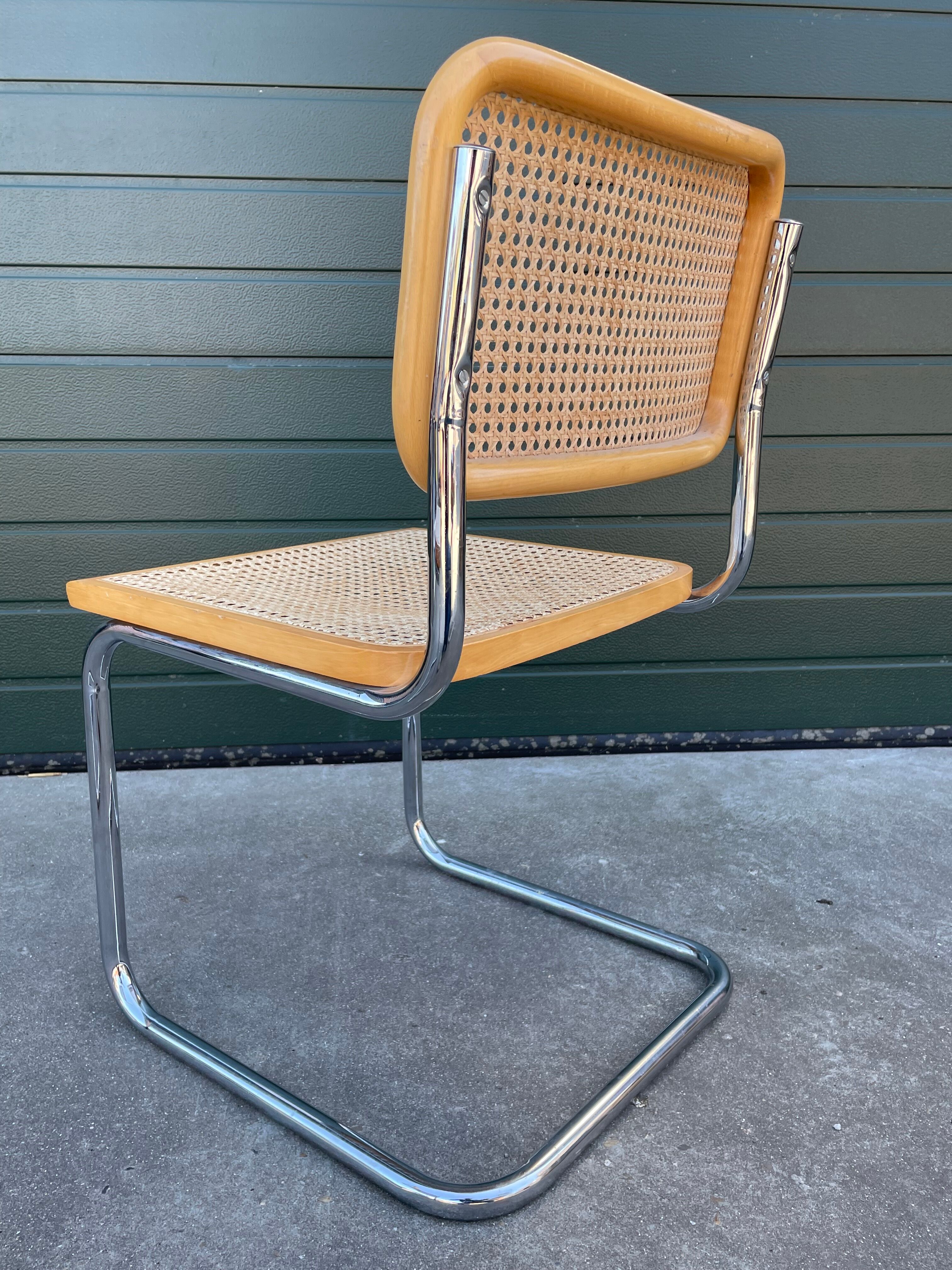Set of 4 vintage Chairs model Cesca B32 designed by Marcel Breuer Design