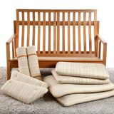 Very beautiful and elegant vintage 2-seater sofa design by Børge Mogensen