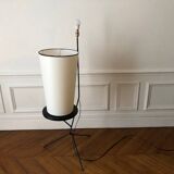 Tripod floor lamp with shelf