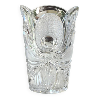 Vase Tulipier Design en cristal de Bohème finement taillé. Au design floral partiellement dépoli. Dim 25 x 17 cm