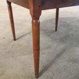 Round farm table 1850 and 6 bistro chairs