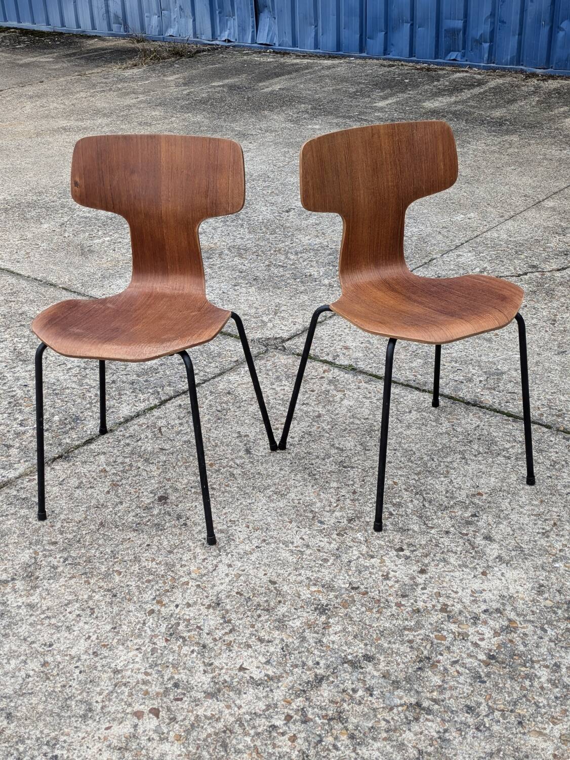 Pair of Hammer Chairs, Hammer, Model 3103 by Arne Jacobsen for Fritz Hansen, 1960s vintage