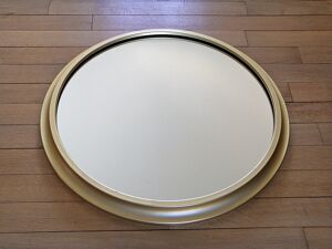 Miroir Pierre Vandel en aluminium doré 60 x 60 cm