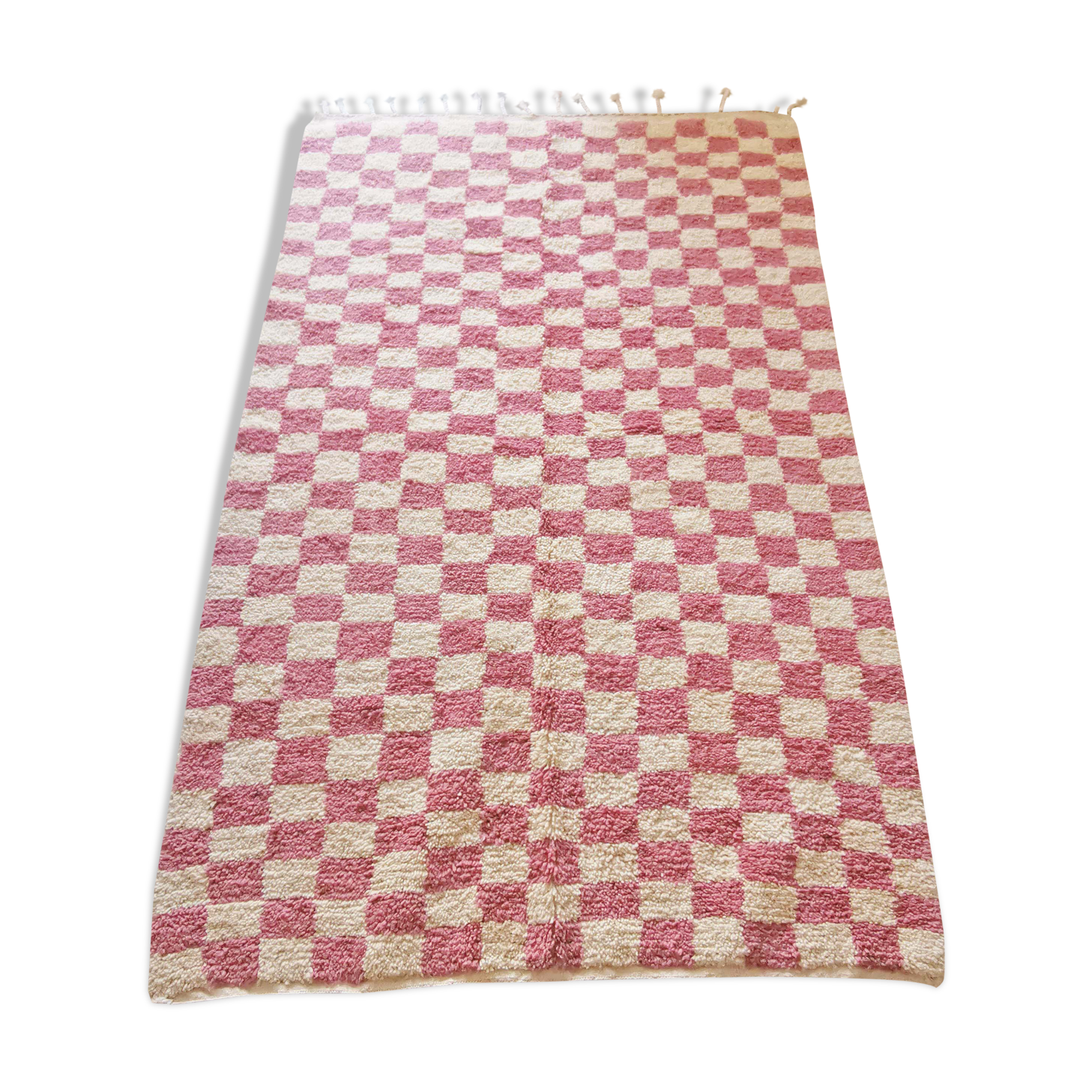 Pink and white Beni Ouarain checkered Berber rug in wool