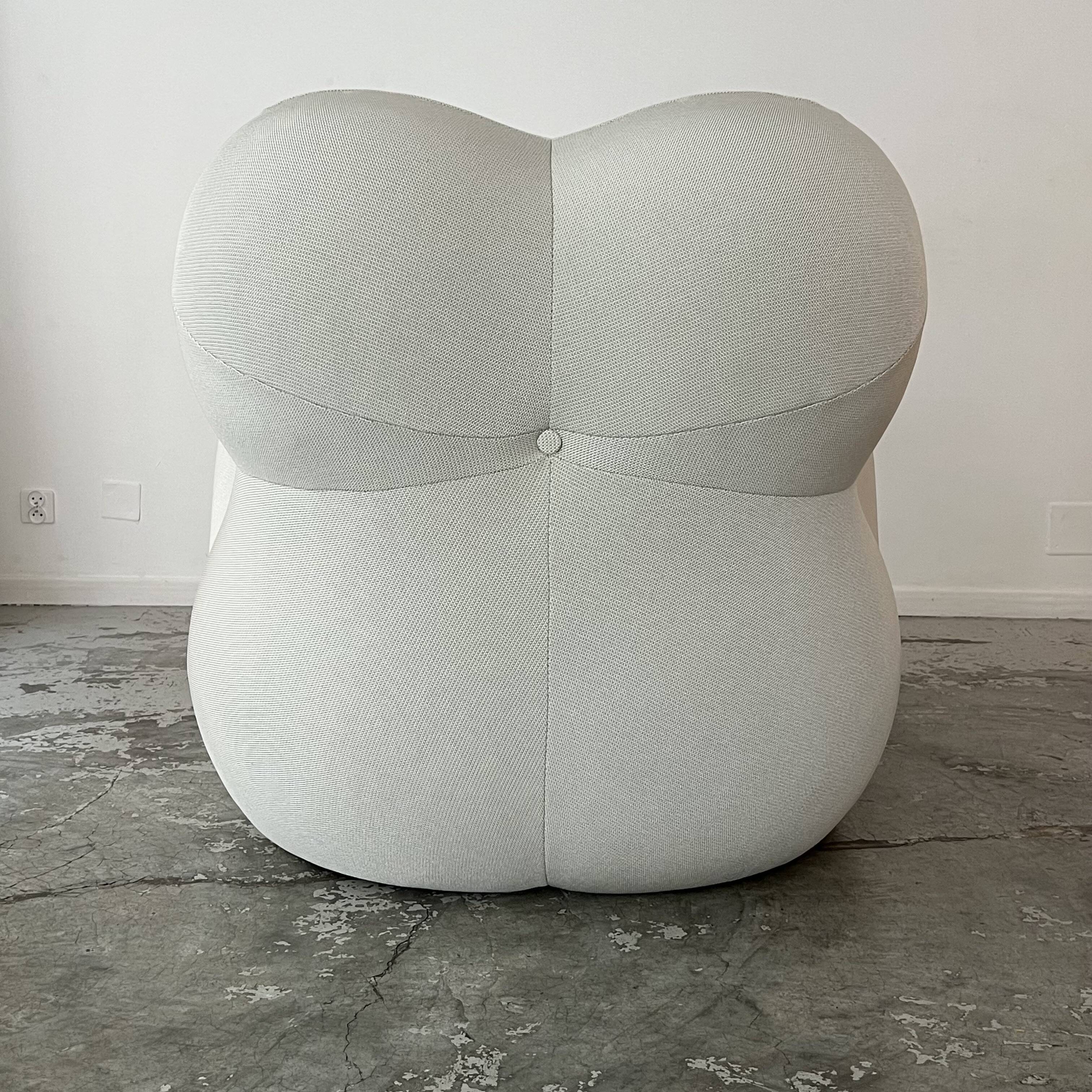 Armchair and footrest Up 5/6 La Mamma by Gaetano Pesce for B&B Italia 2000s edition