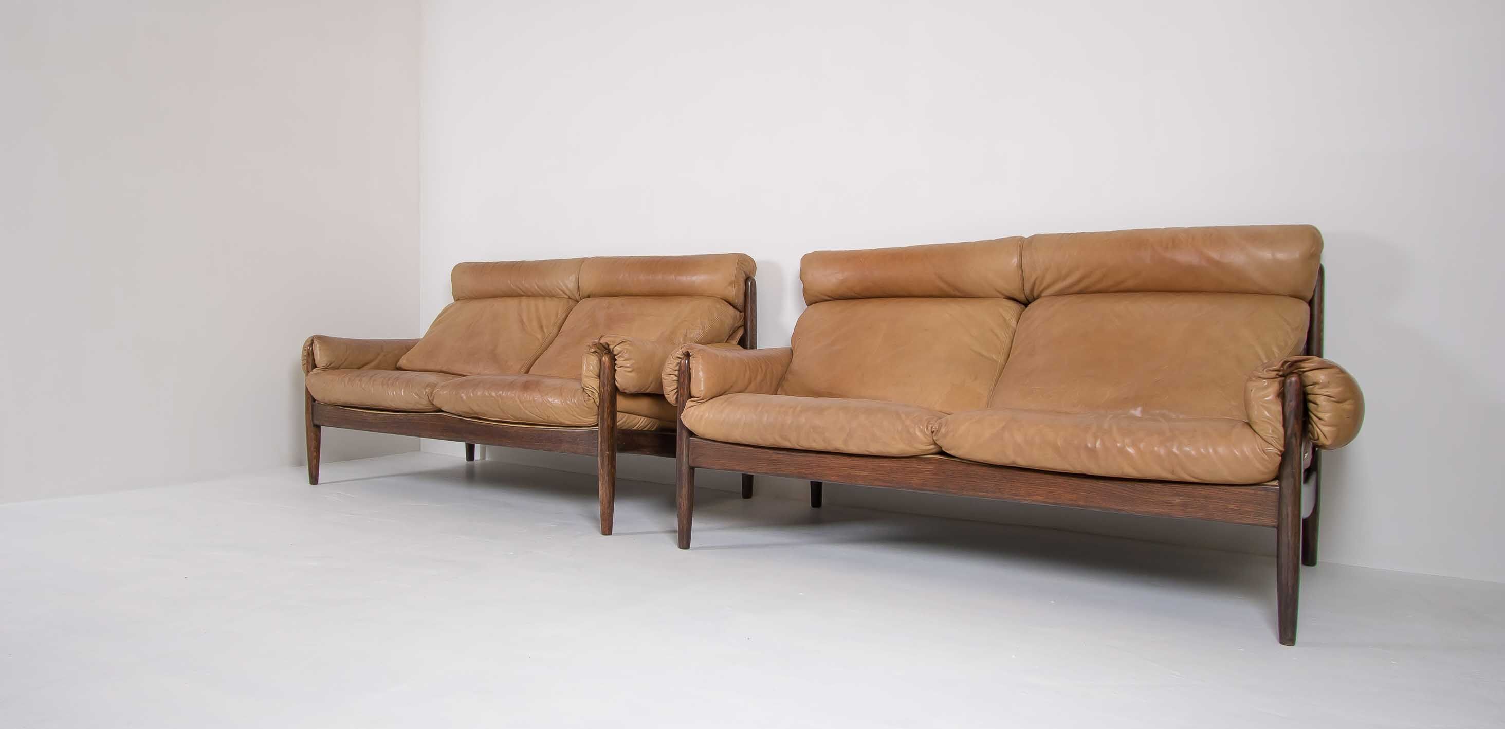 Leather living room set by Durlet