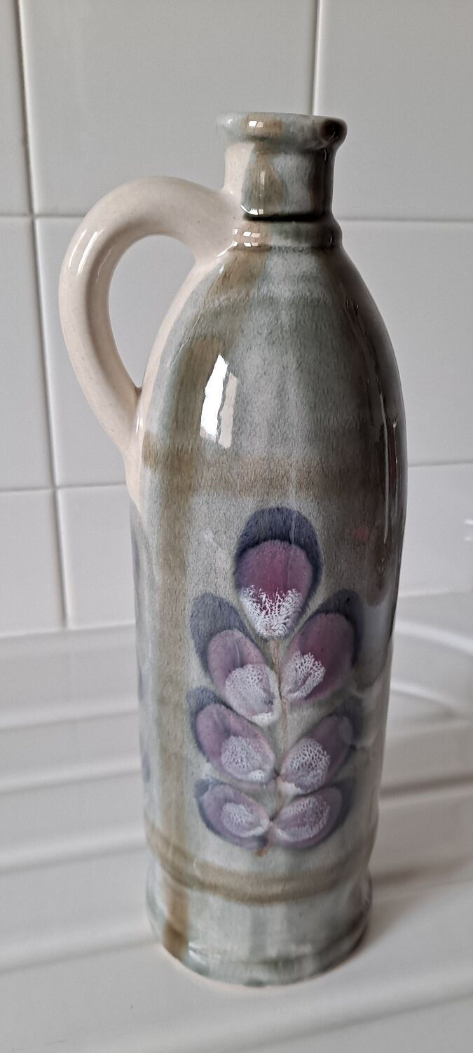Pornic earthenware bottle