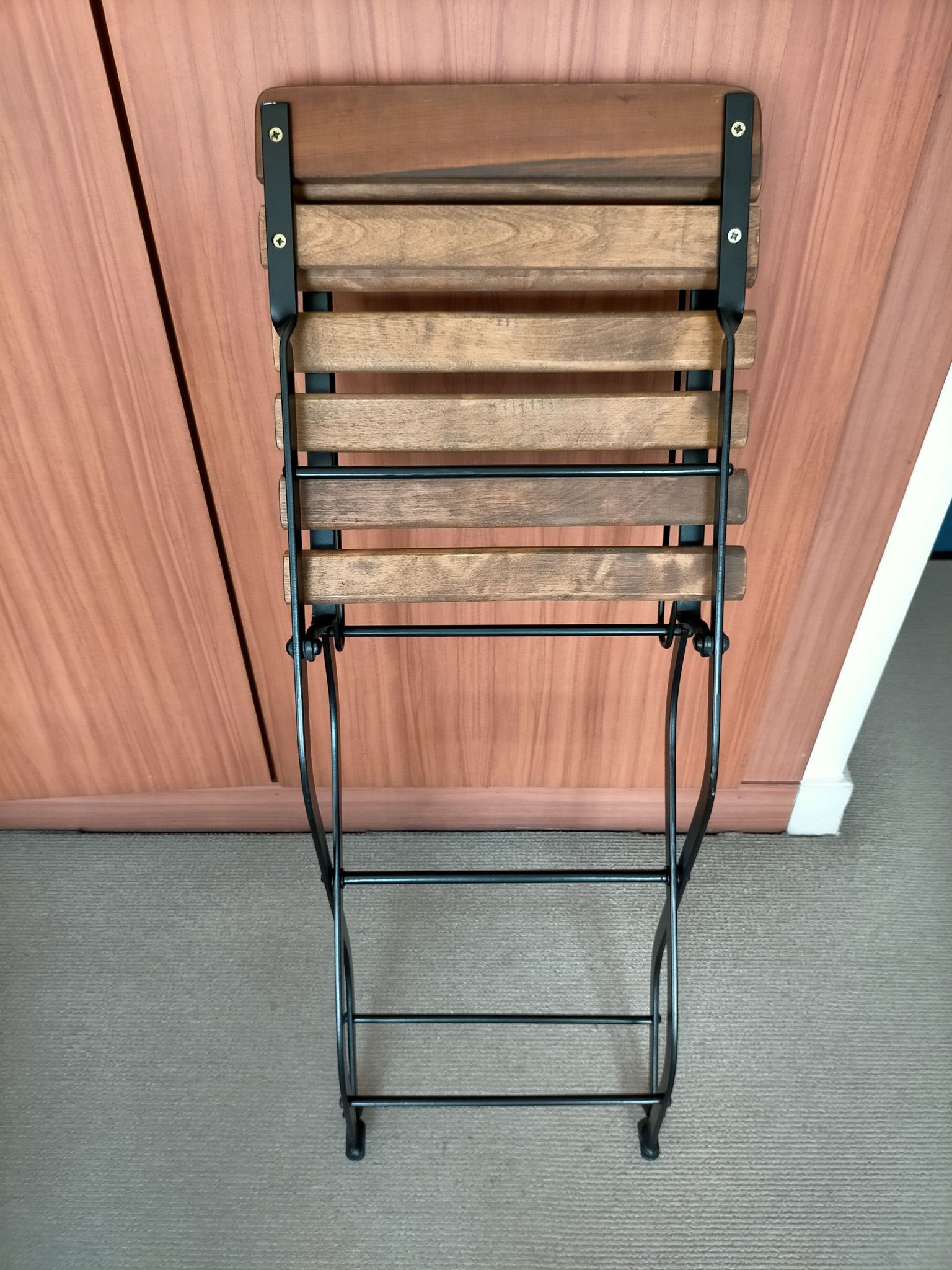 Foldable chair