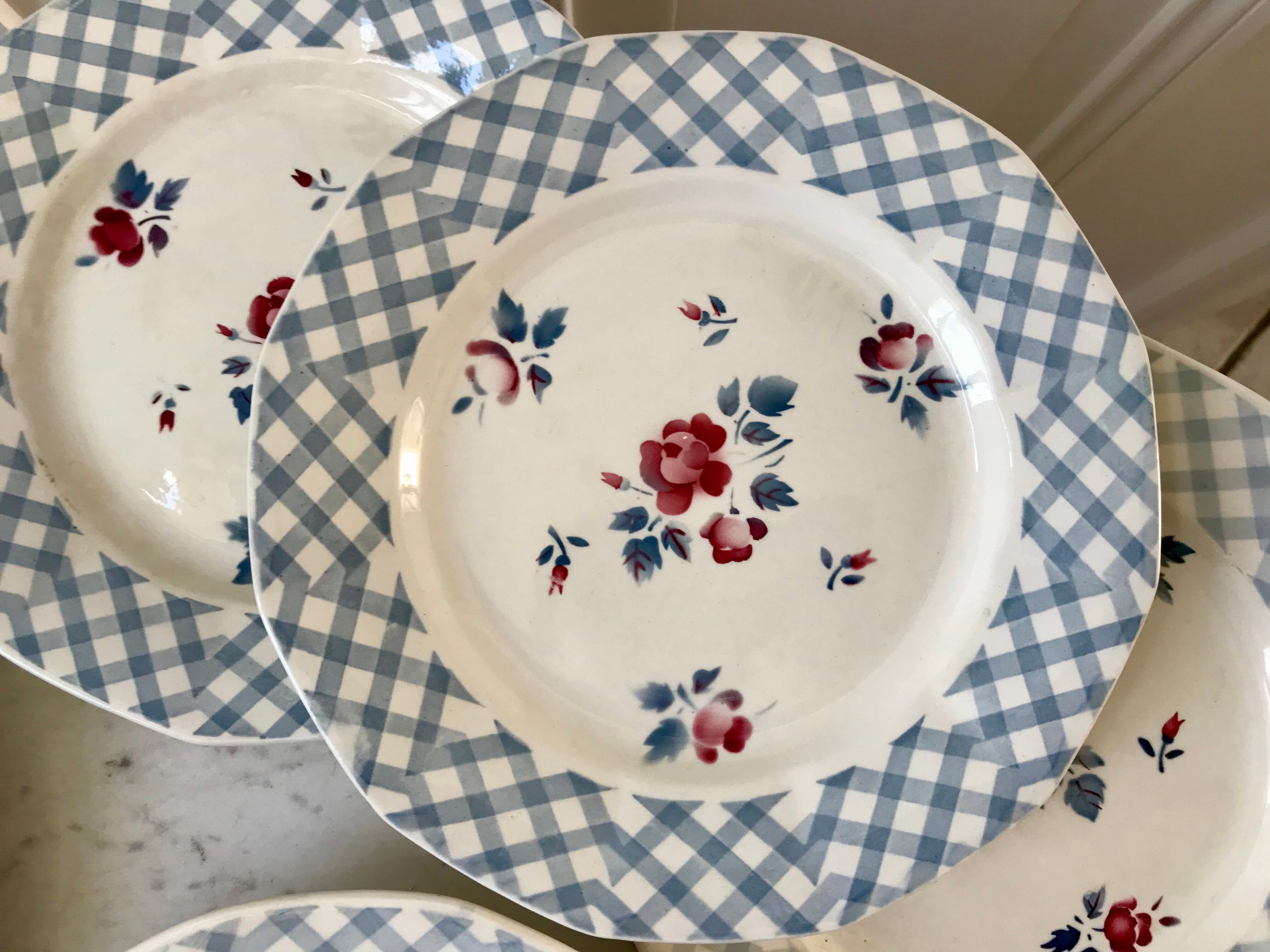 Set of 8 flat plates Digoin Sarreguemines 30s 40s