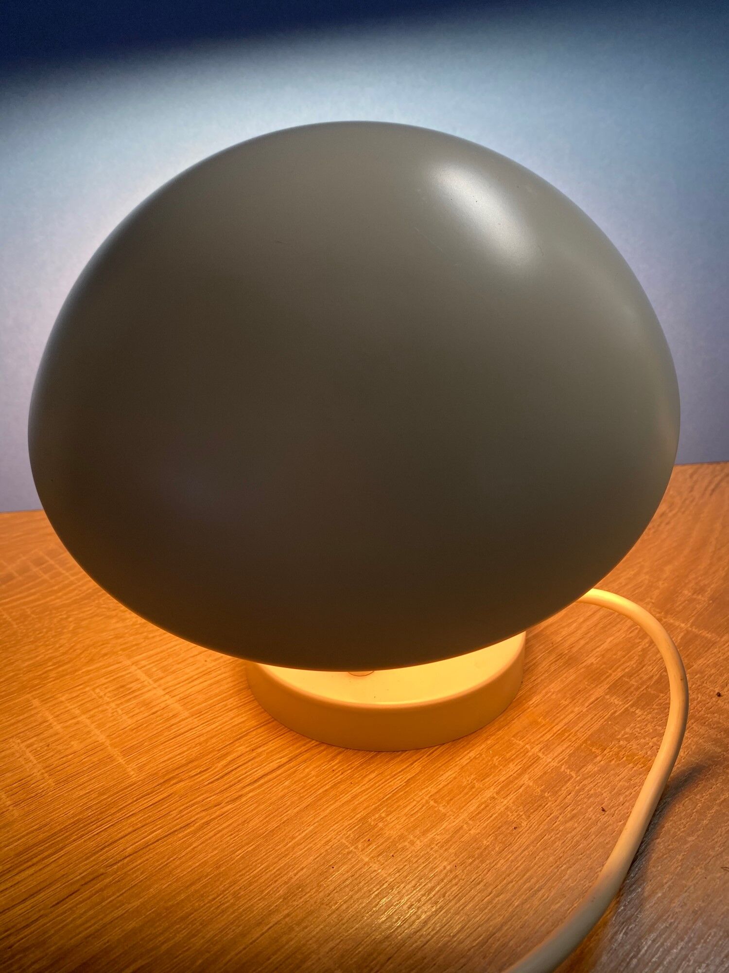 Poul Henningsen hat wall lamp