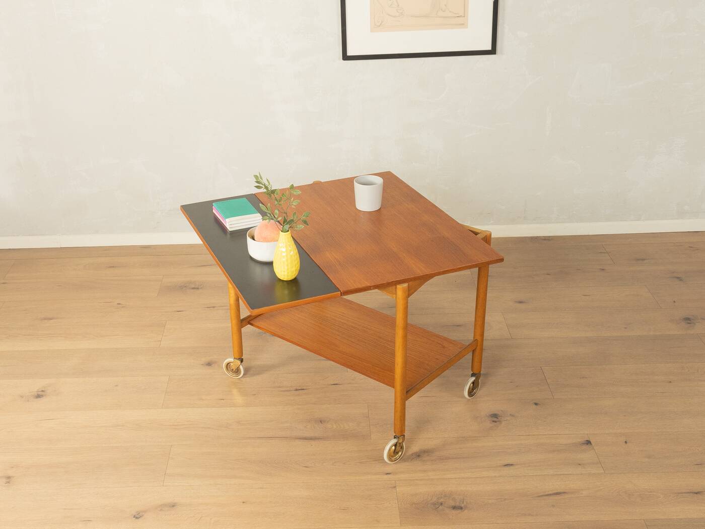 Elegant serving trolley made of fine teak wood with folding function, Gemla, Sweden, 1960s