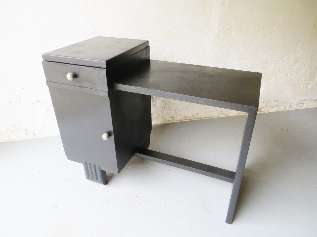 Modernist dressing table 1940s