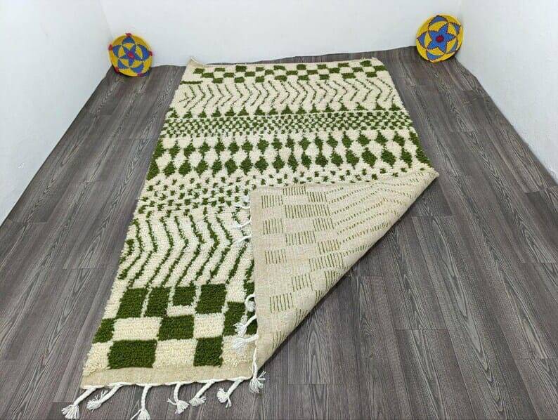 Handmade pure wool rug, green and white, size 140 x 260 cm