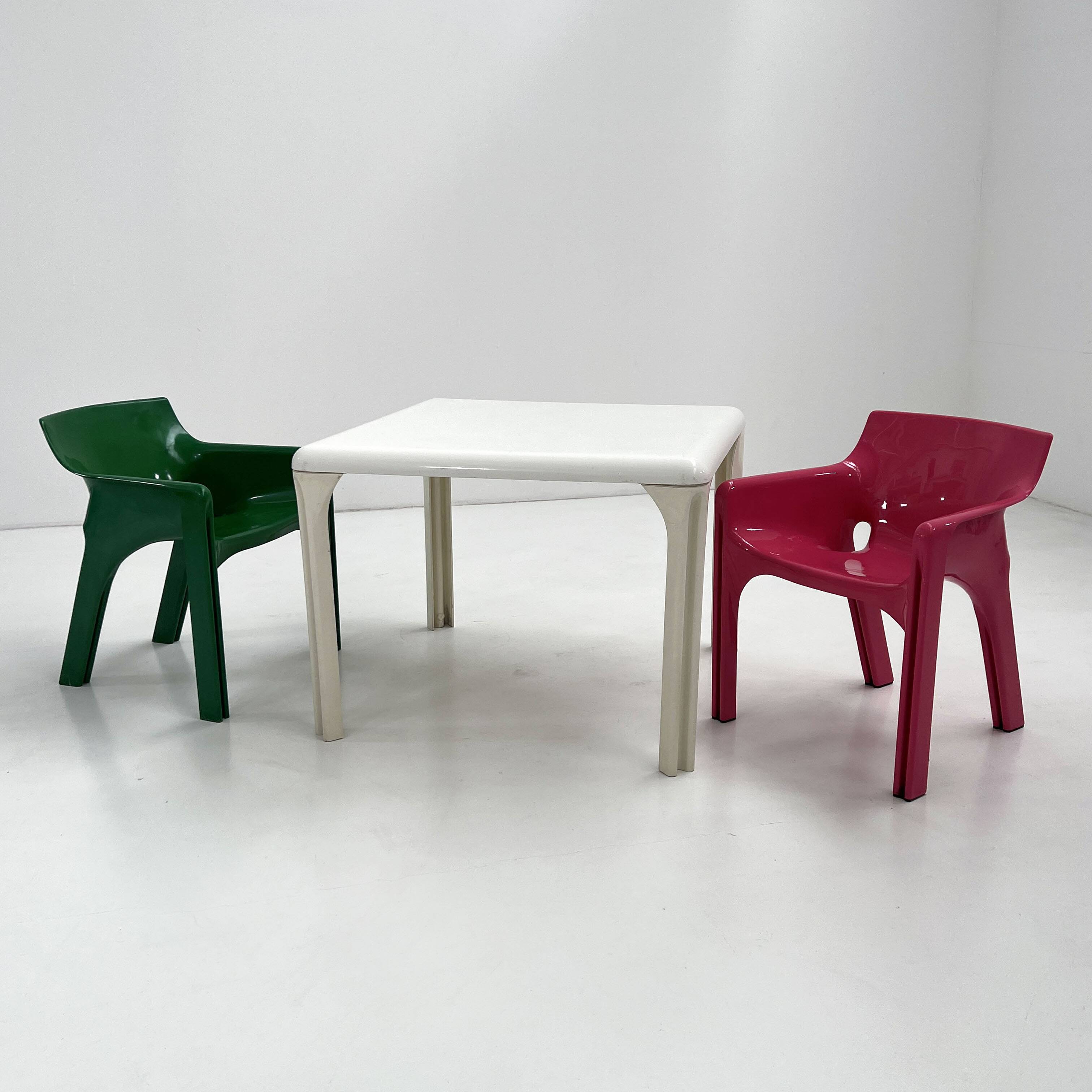Stadio White dining table by Vico Magistretti for Artemide, 1970