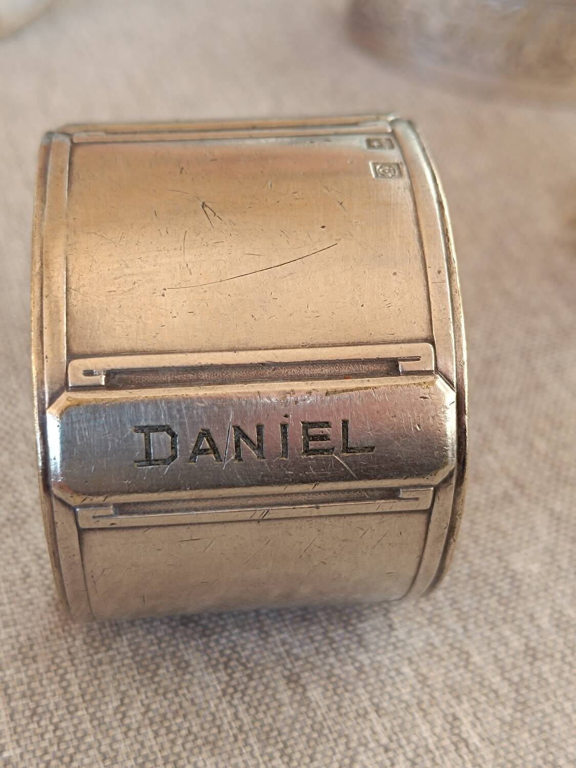 Set of 5 silver metal napkin rings