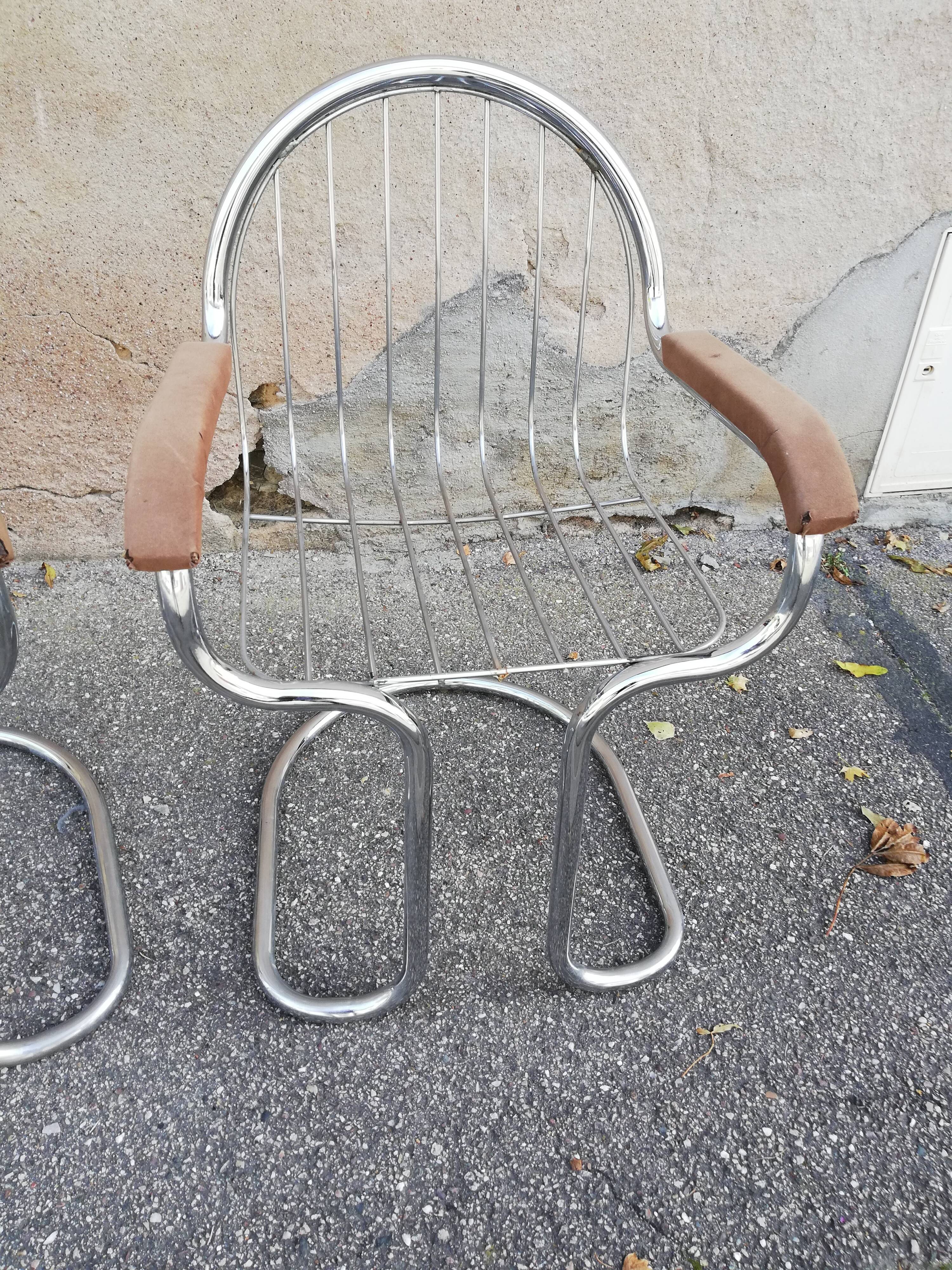 Paire de fauteuils vintage chrome