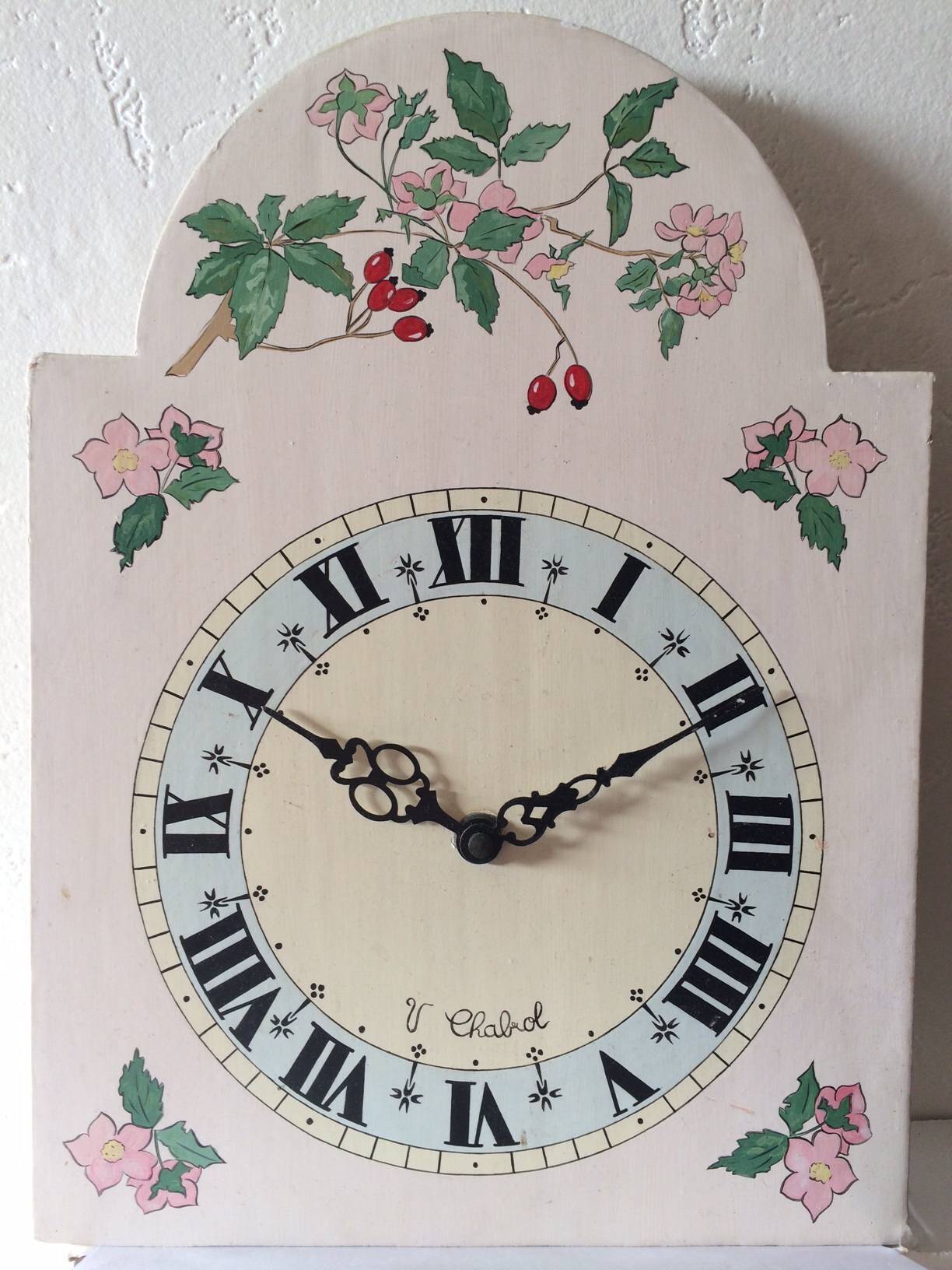 Vintage country kitchen clock