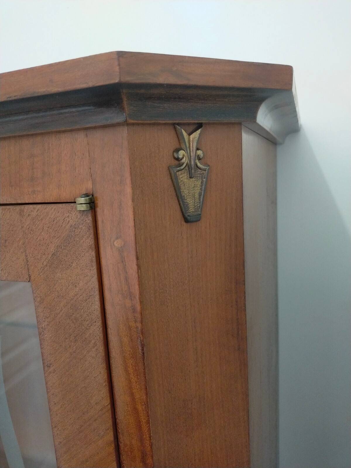 Vitrine vintage en placage de palissandre
