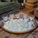 Service de 12 verres en cristal gravé – deux formats assortis, années