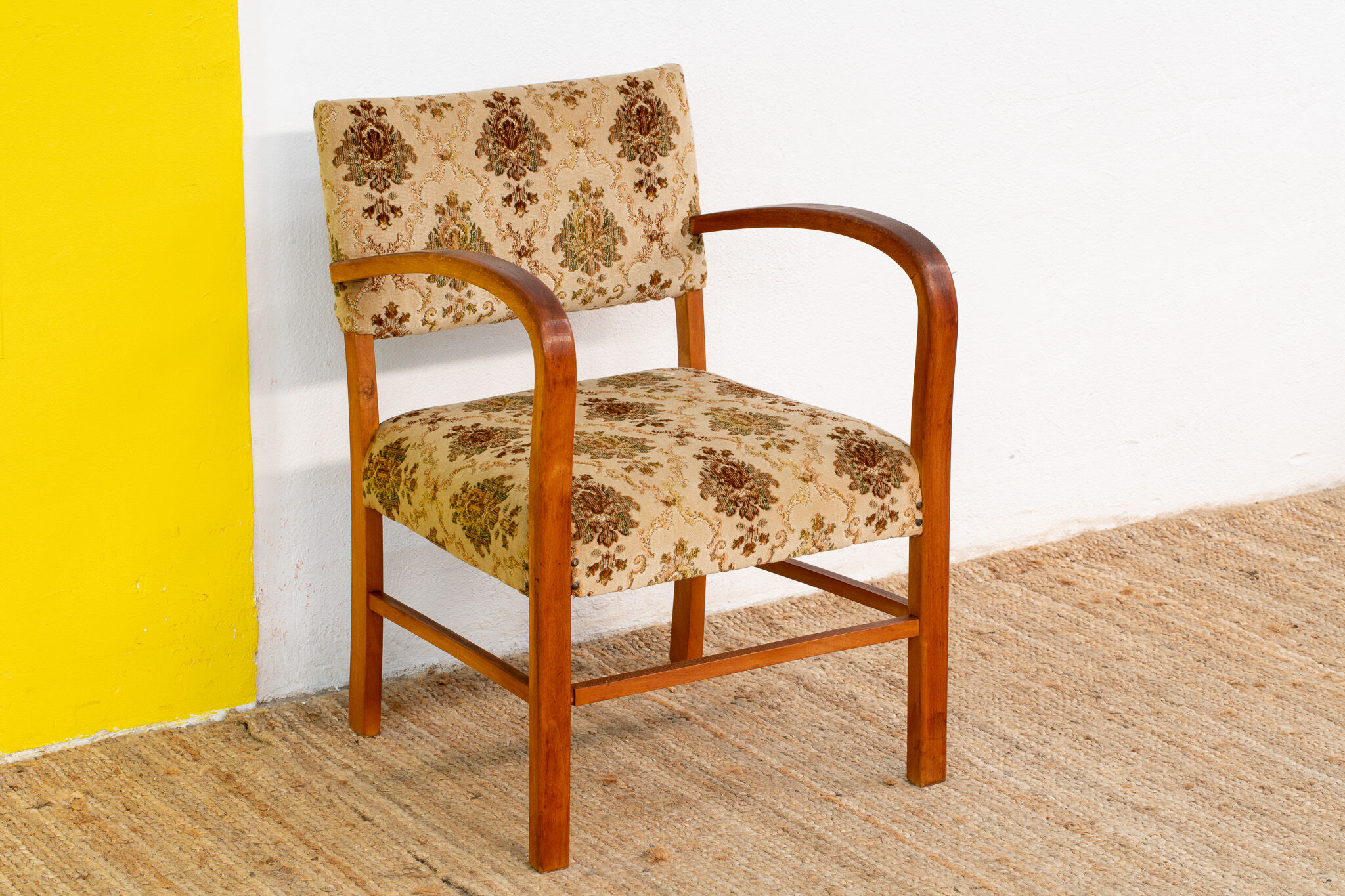 Scandinavian armchair 51.5 cm