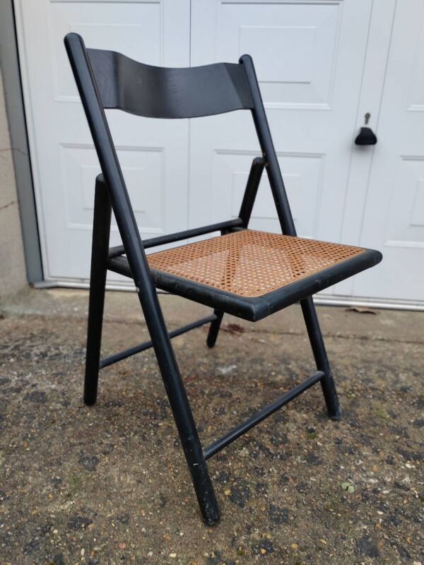 Chaise pliante cannée vintage