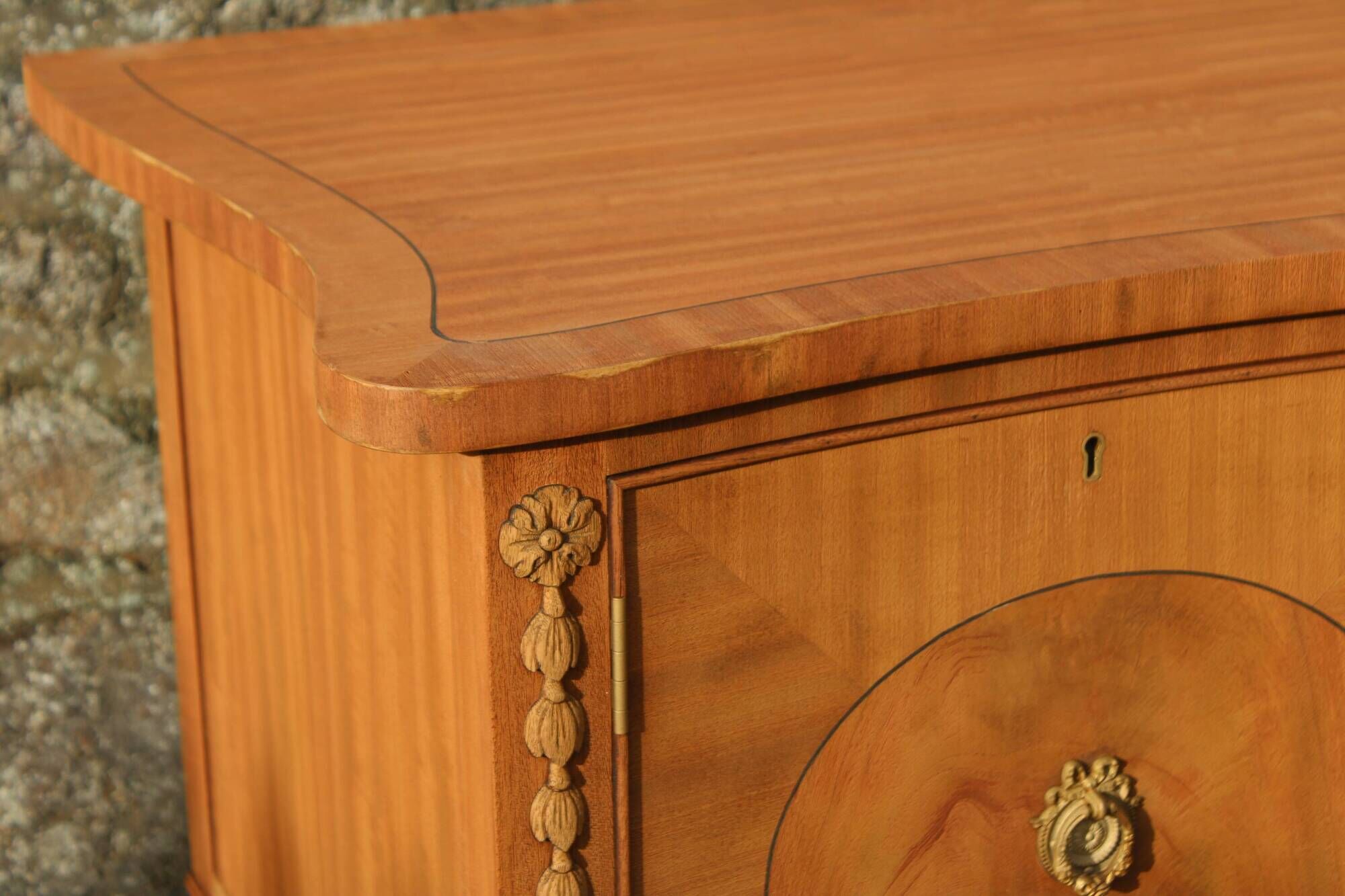 English-made enfilade in Louis XVI style with light wood veneers.