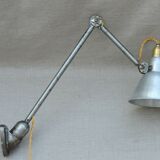 Vintage lamp applying Mazda small model workshop wall
