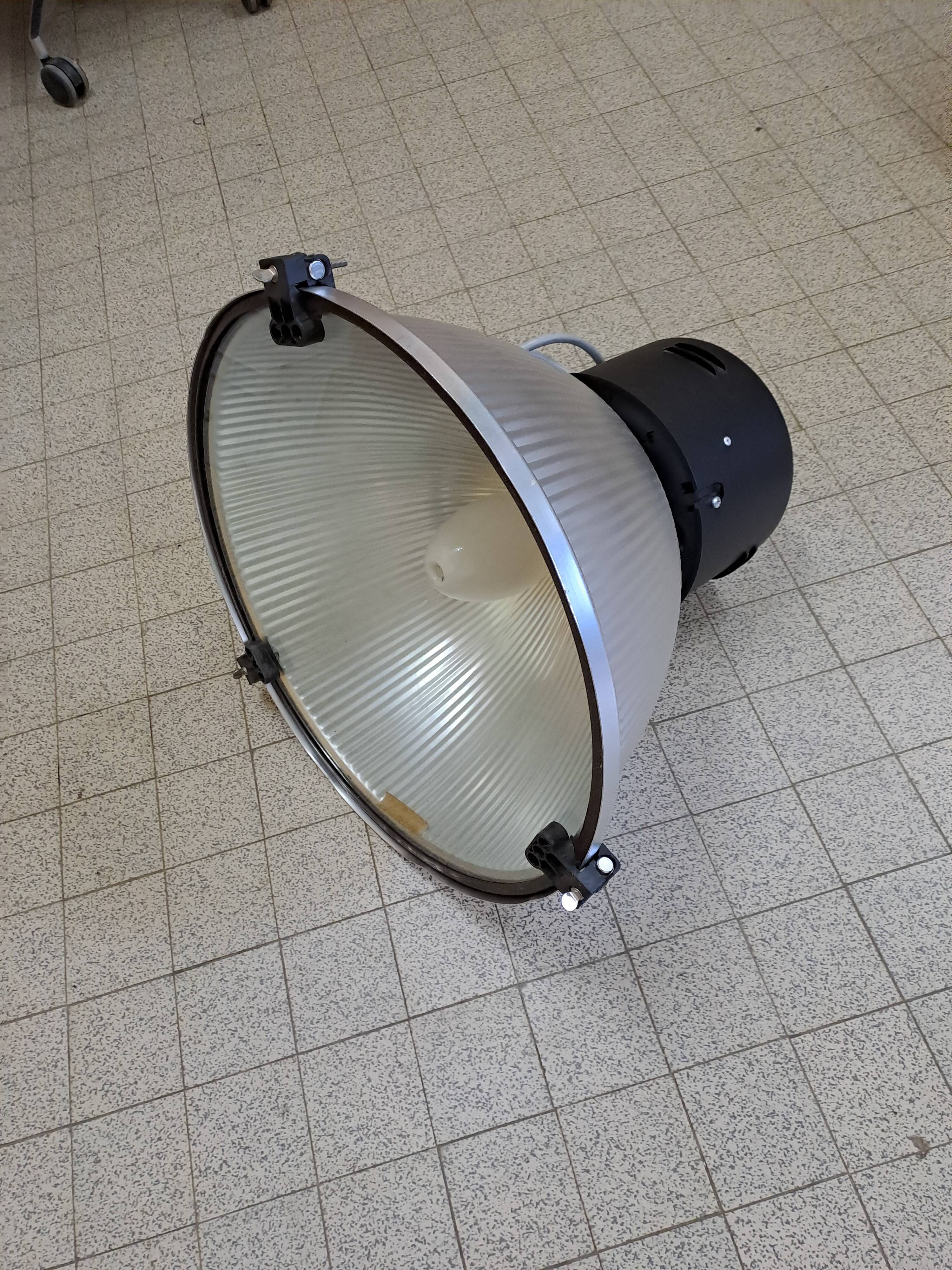 1 industrial spot, 400 watt loft style