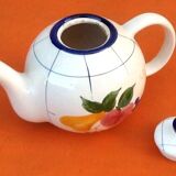 Coffee / teapot ball shape earthenware with fruit decoration