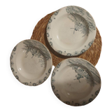 3 assiettes terre de fer de Delf