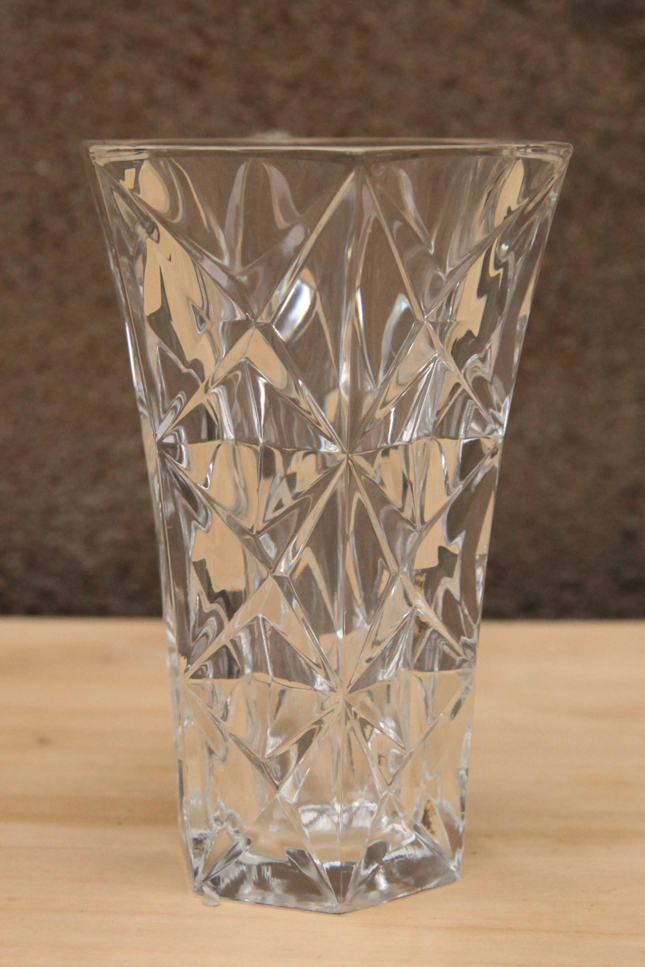 Chiseled glass vase