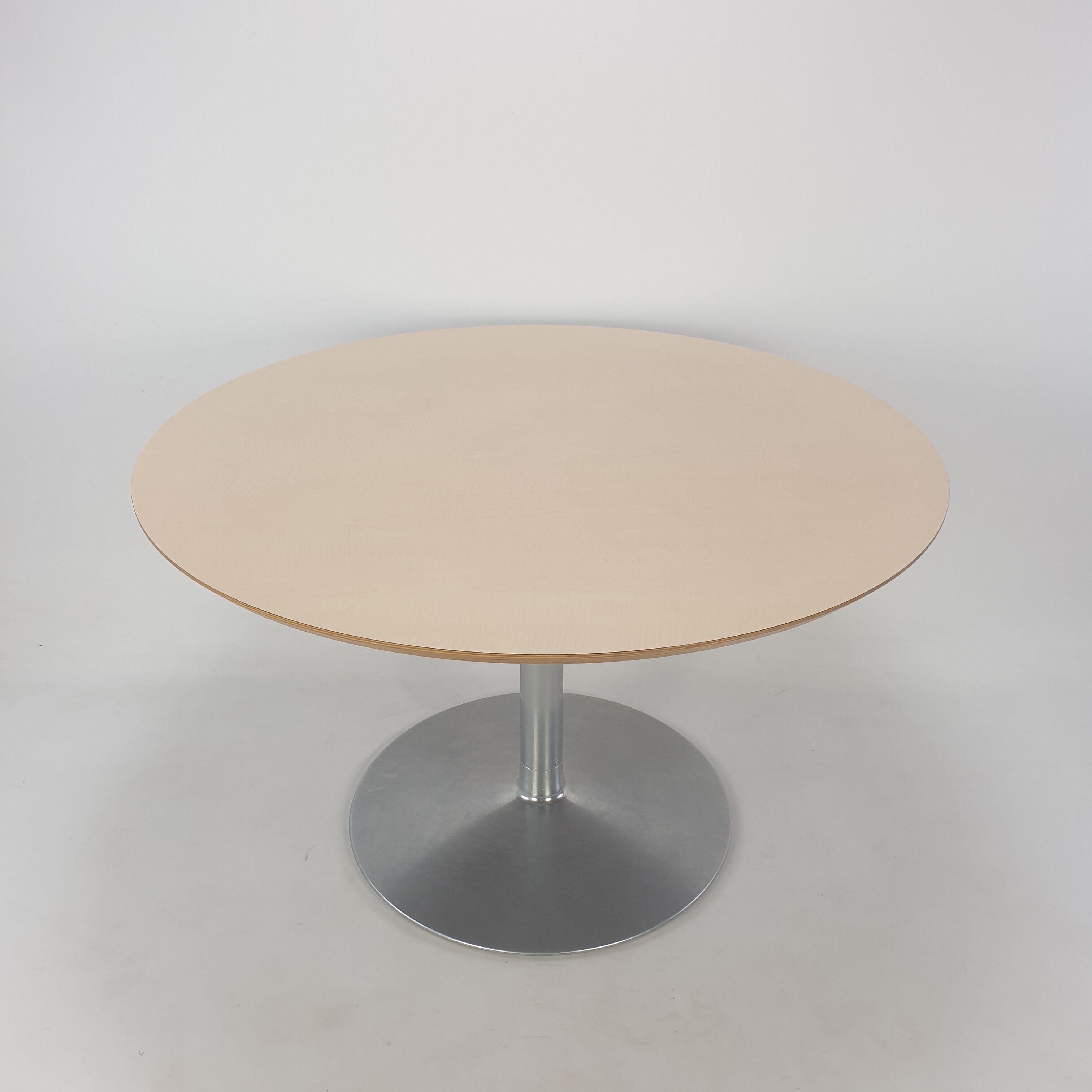 Round Dining Table by Pierre Paulin for Artifort