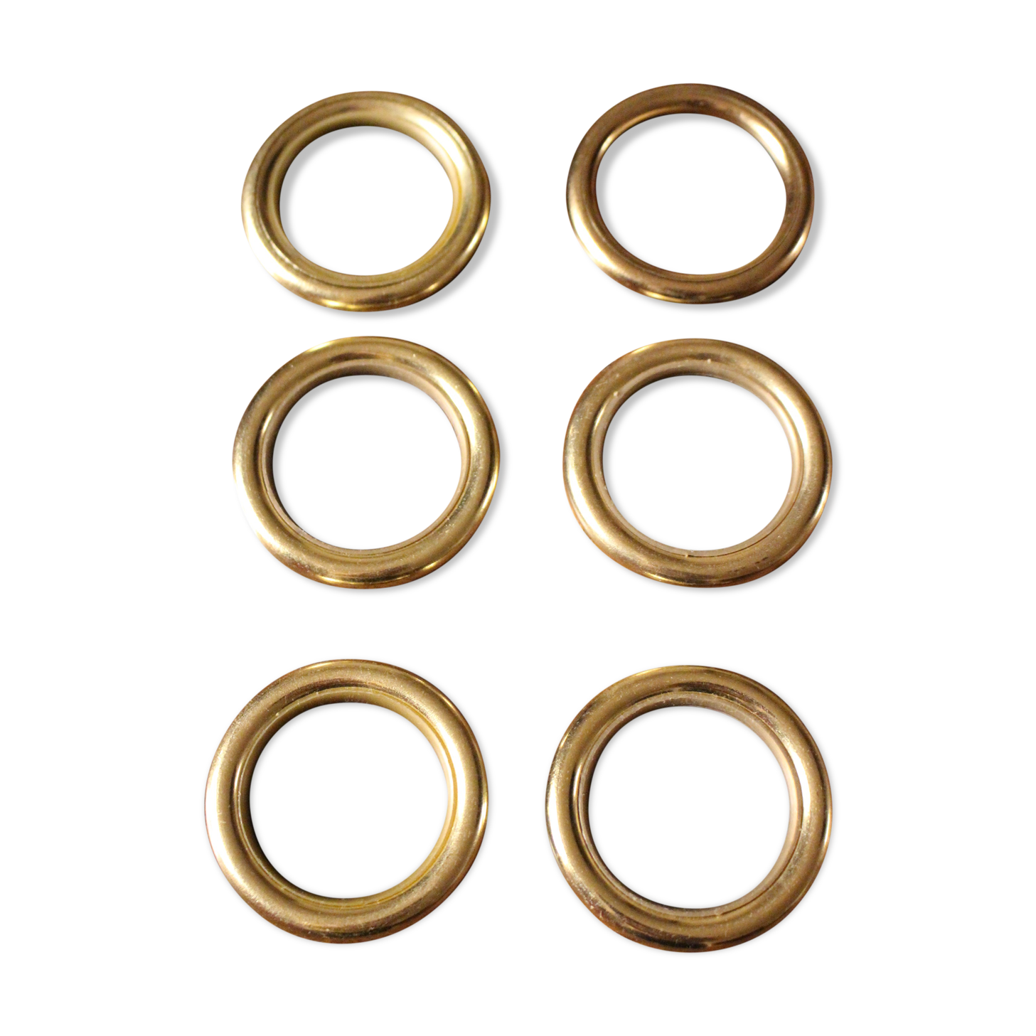 Lot 6 Golden metal towel rings