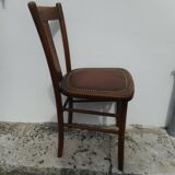Cinq chaises bistrot
