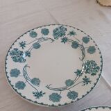 2 plates model geraniums. Sarreguemines