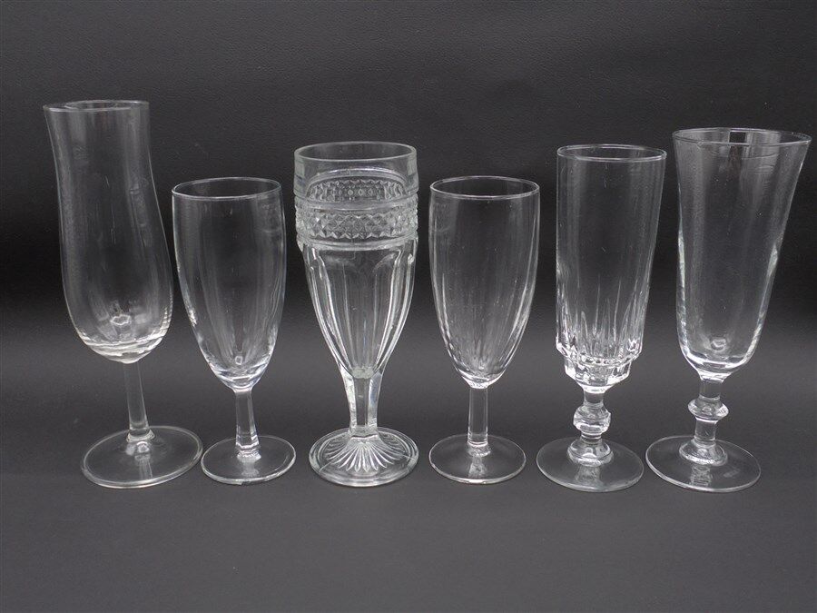 Lot of 6 mismatched champagne flutes