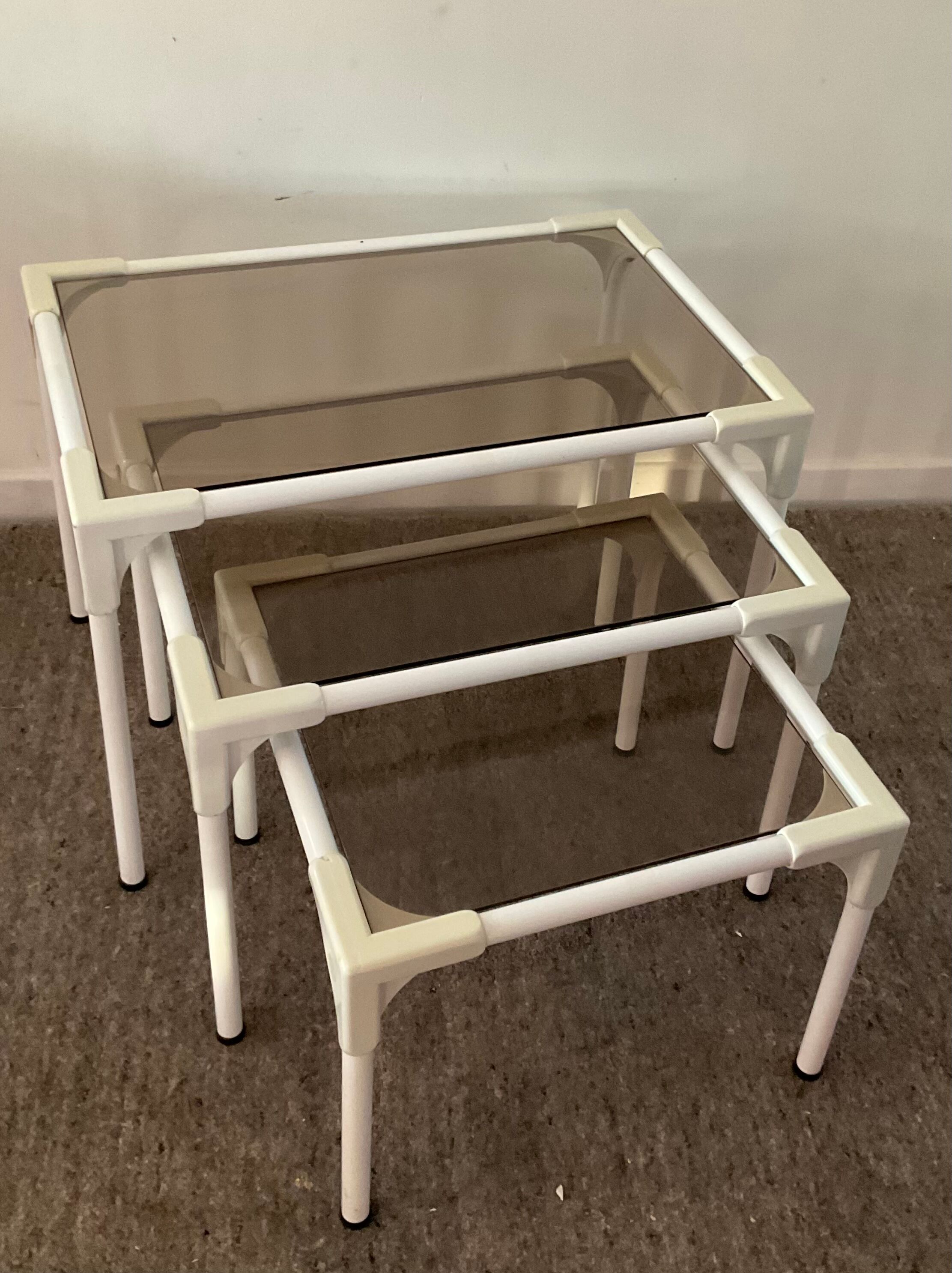 Series of 3 nesting tables from the 70s-80s